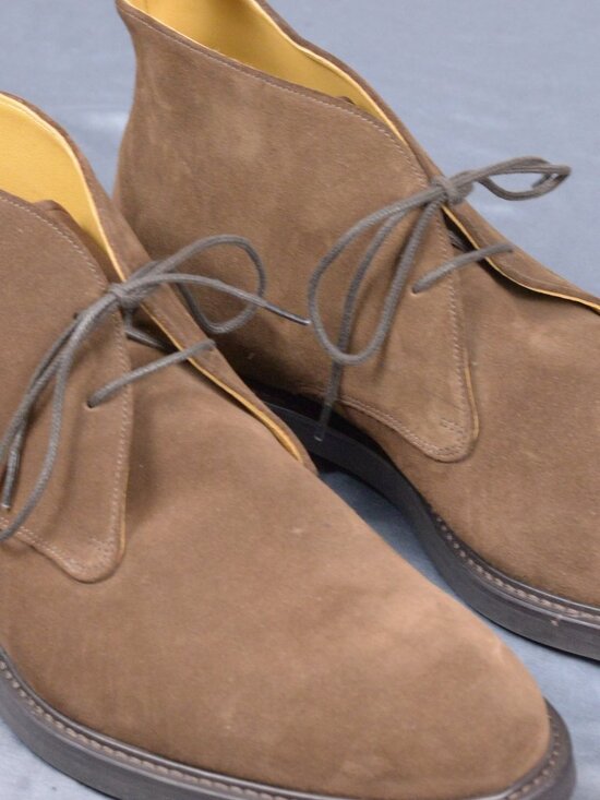 Charles Tyrwhitt Brown Suede Chukka Boots Size UK 11/46 US 12/12.5 main image 8